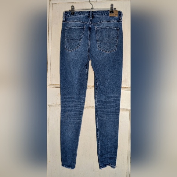 2/$40 American Eagle Outfitters Blue Straight Leg Jeans - Picture 2 of 4
